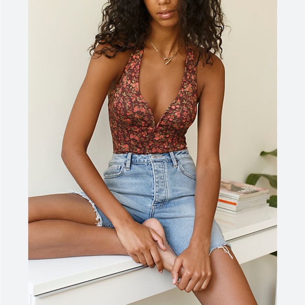 New Free People Lola floral Plunge Neck Halter Bodysuit Size Small - Picture 2 of 9